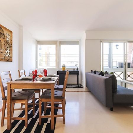 Lisbon Flower 360º - Your Lovely Flat With Pool And Parking Екстериор снимка