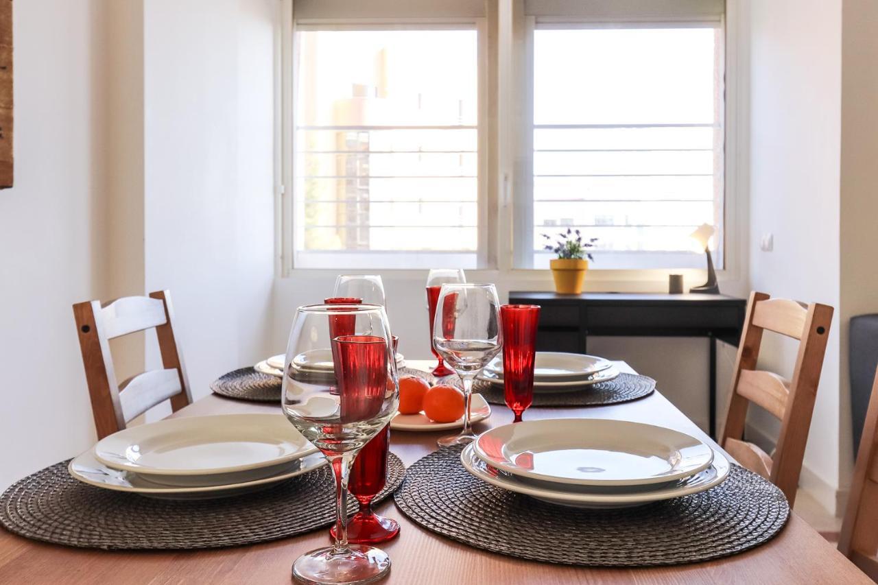 Lisbon Flower 360º - Your Lovely Flat With Pool And Parking Екстериор снимка