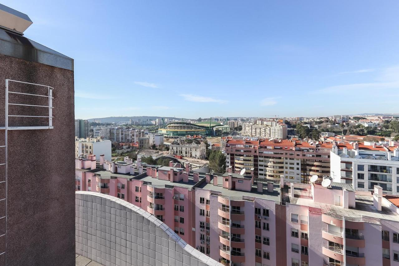 Lisbon Flower 360º - Your Lovely Flat With Pool And Parking Екстериор снимка