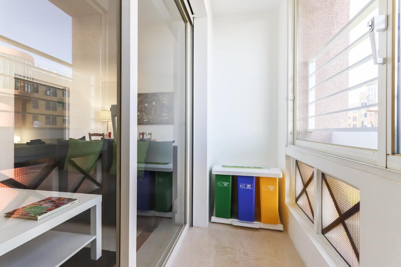 Lisbon Flower 360º - Your Lovely Flat With Pool And Parking Екстериор снимка